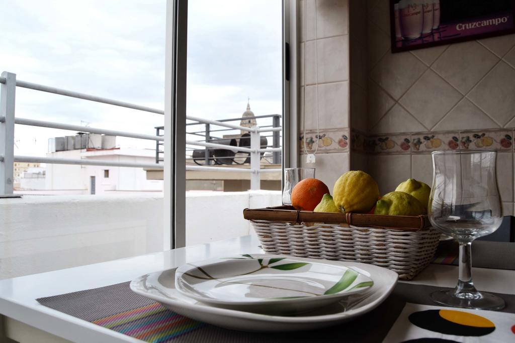 Atico Con Terraza Y Vistas * Málaga